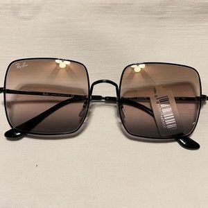 Ray Ban Square